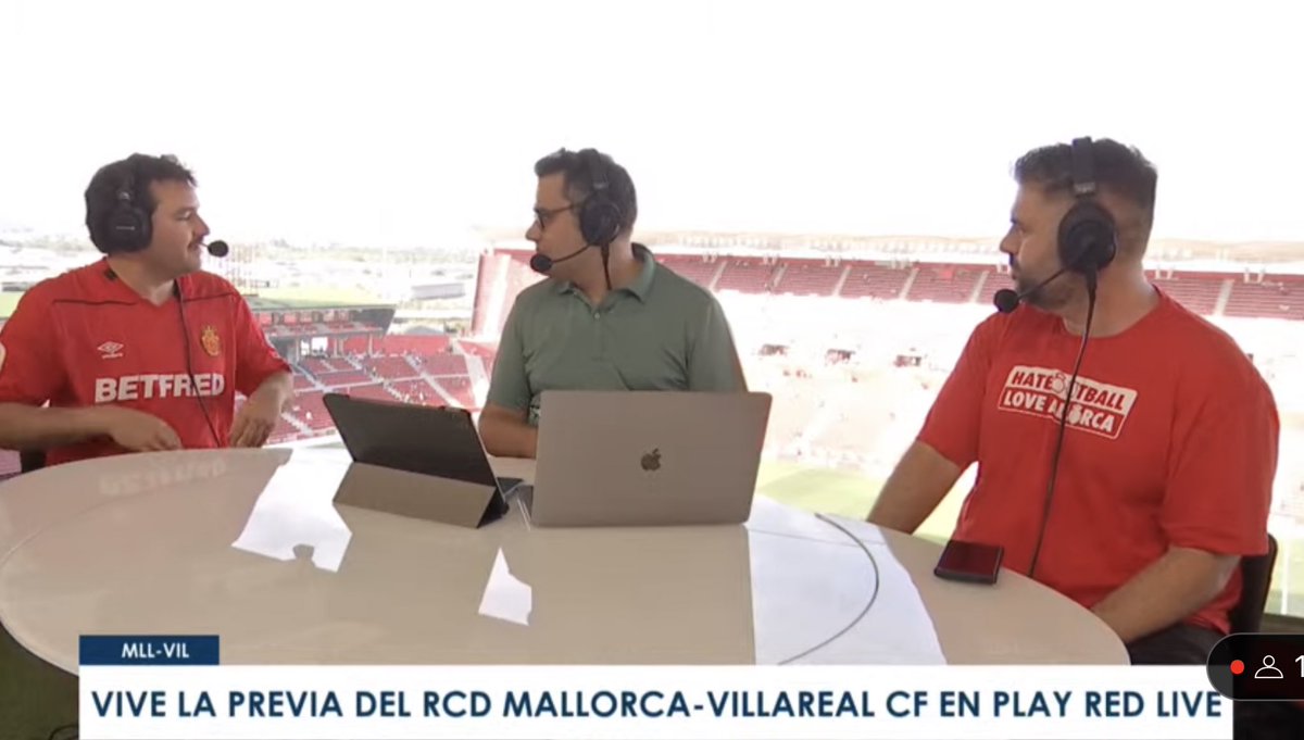 luisforteza's tweet photo. 🔴⚫️ Gente muy 🔝 @Birmingham1999 @RCD_Mallorca #playredlive https://t.co/Z6O13P0feK
