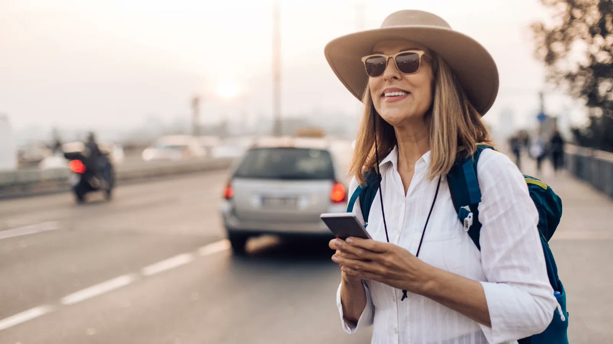 Journeywoman's tweet photo. "Try to add unplanned days to a planned trip, those are the days that will often be the most memorable!" — Lori Dodd Terhaar #journeywomantraveltip #solotravel 

Read more here: https://t.co/MxE24xGg0m https://t.co/iHpUYGcMNL