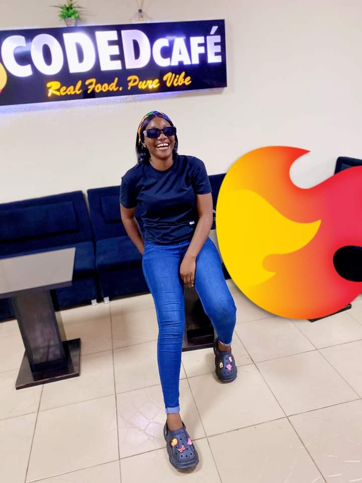 EmpressEmmanuel's tweet image. Hello from Dubai🤗😍
Where are you doubting from?
TGIF
#OnCode
#TeeEMMz✌️