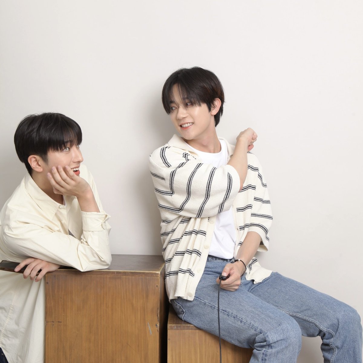 [#OX]

예찬이랑 나랑❤️✌️

#OMEGA_X #오메가엑스
#세빈 #SEBIN