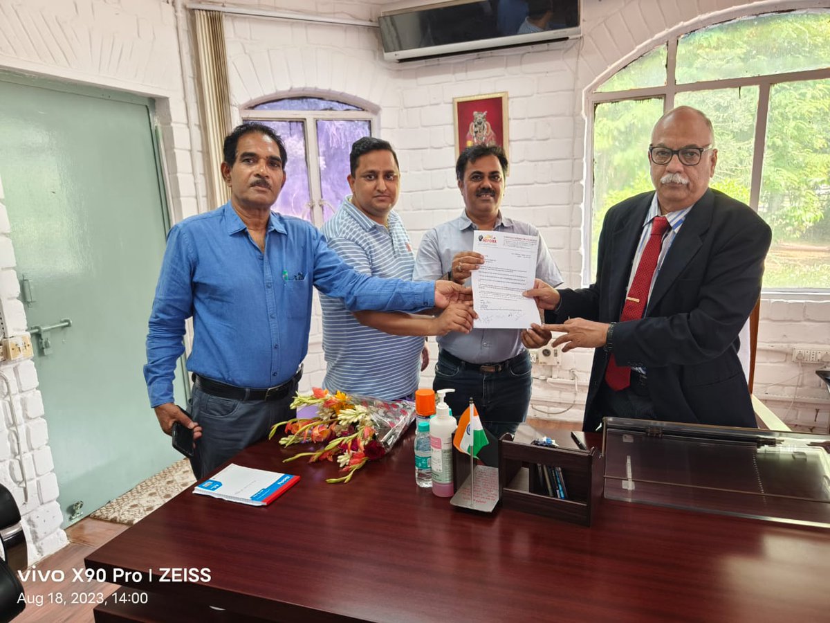 Annu Khan अन्नू खान انو خان tweet media