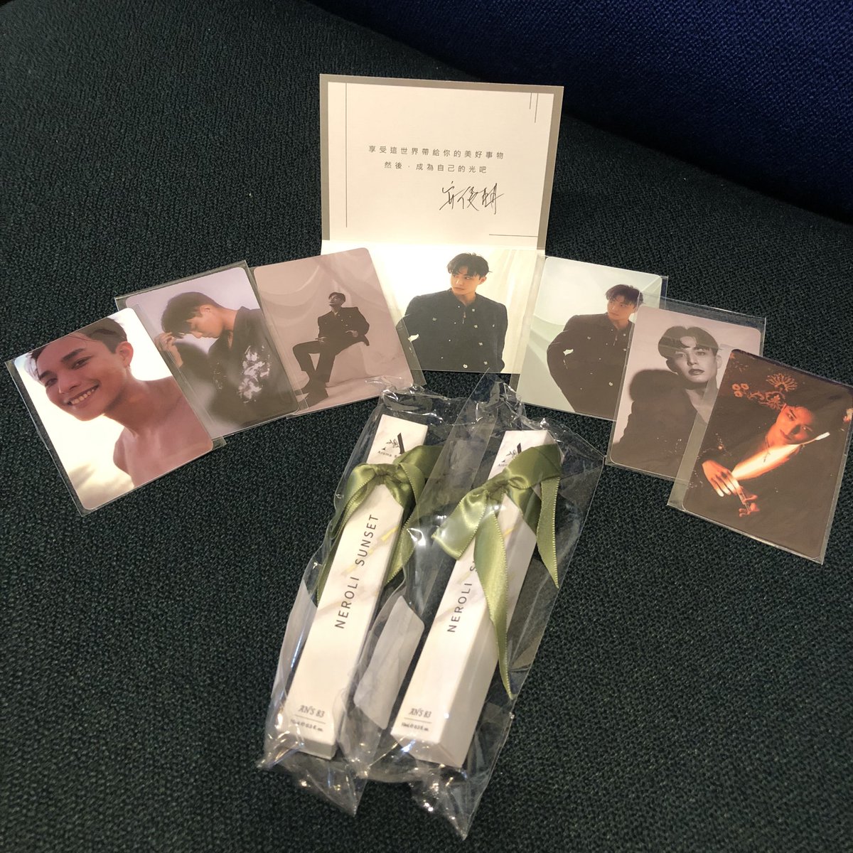 a___h___f's tweet photo. 安俊朋の香水、届いたんだけど、ねぇ、やばい https://t.co/IEwPcPKPlb