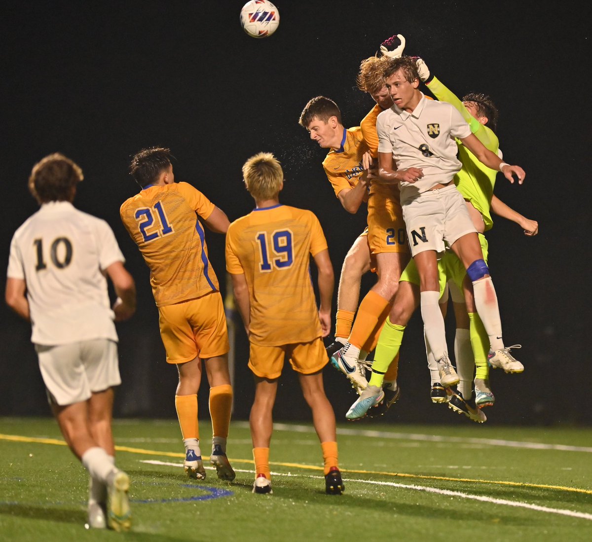 Joe Gilbert (@josephusgilbert) on Twitter photo Last night’s <a href="/carmel_soccer/">Carmel Boys Soccer</a> vs <a href="/MillerBSoccer/">Miller Boys Soccer</a> game did not disappoint! Great effort on both sides. Fun to watch. Complete gallery (free to download) available at: joegilbert.smugmug.com/Soccer/Carmel-… Last night’s <a href="/carmel_soccer/">Carmel Boys Soccer</a> vs <a href="/MillerBSoccer/">Miller Boys Soccer</a> game did not disappoint! Great effort on both sides. Fun to watch. Complete gallery (free to download) available at: joegilbert.smugmug.com/Soccer/Carmel-…