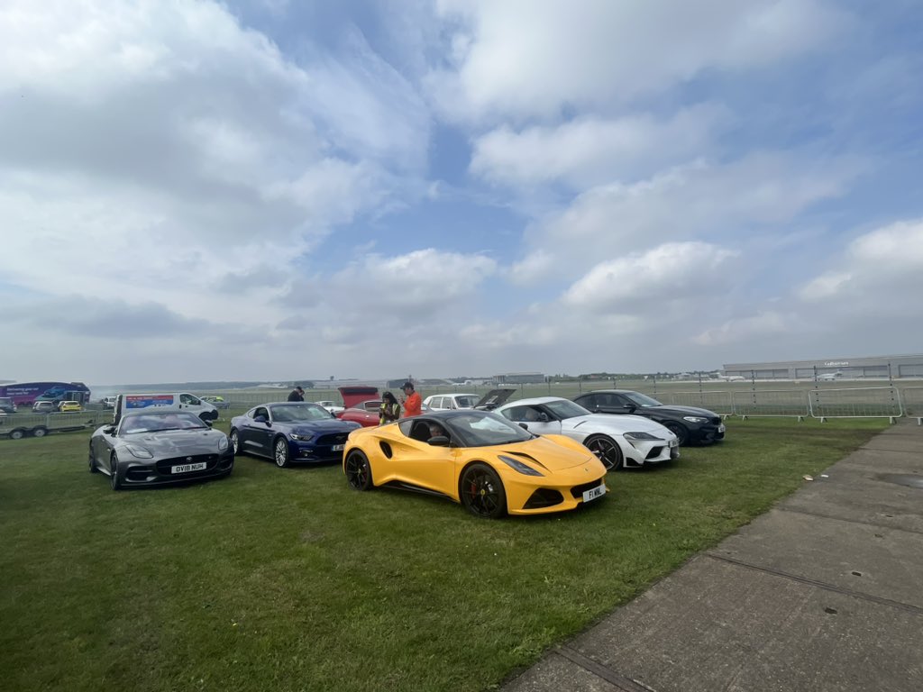 Farnborough_Int's tweet photo. An absolute pleasure to have @Sportingbears here at @UKmotorshow to raise money for childrenโs charities.
Enjoy a ride in the car of your dreams whilst supporting a very worthy cause.
#TheBritishMotorShow #BMS #SportingBears https://t.co/7TDkKZQ2JL