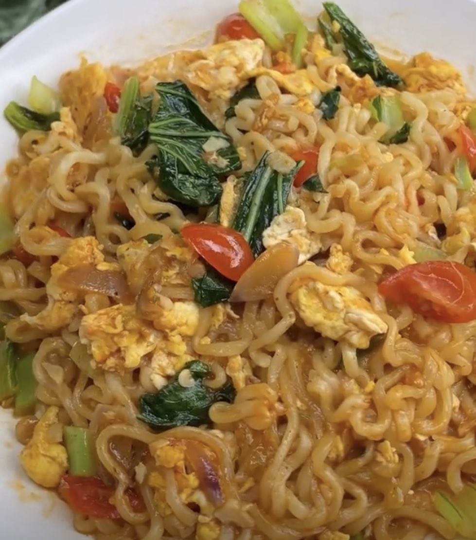 Randomz Musings tweet media