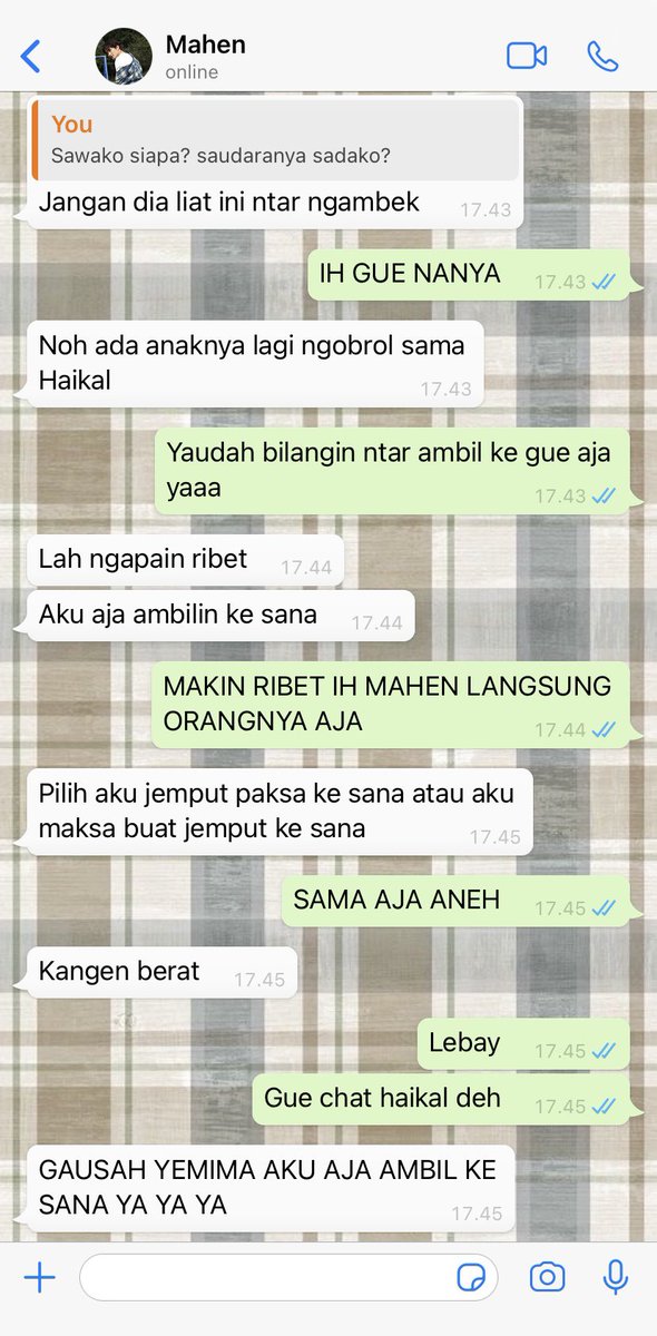 sebirunada's tweet photo. 3O3. malah yg ribet si mahen :) https://t.co/HQrqxXscC6