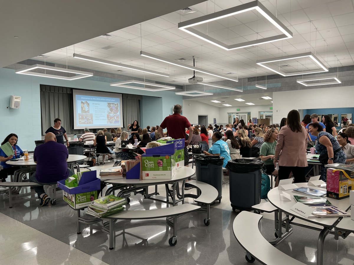 Visiting various content areas &programs during curriculum day. Stop one is w/ our Multilingual Education program! We have the most teachers we have ever had due to growth and FCPS leadership support. Evidence of Every Child Every Day in action