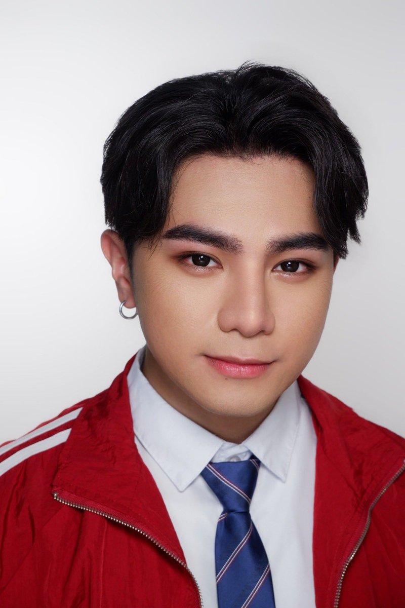 PenPen MV with <a href="/lallainashley/">ash</a> &amp; <a href="/BGYO_Akira/">Akira Morishita</a> is out now! 🤍

Sa tingin nyo , para kanino dapat idedicate yung kantang to? 😂

PenPen MV
youtu.be/j0DhrZXofLA