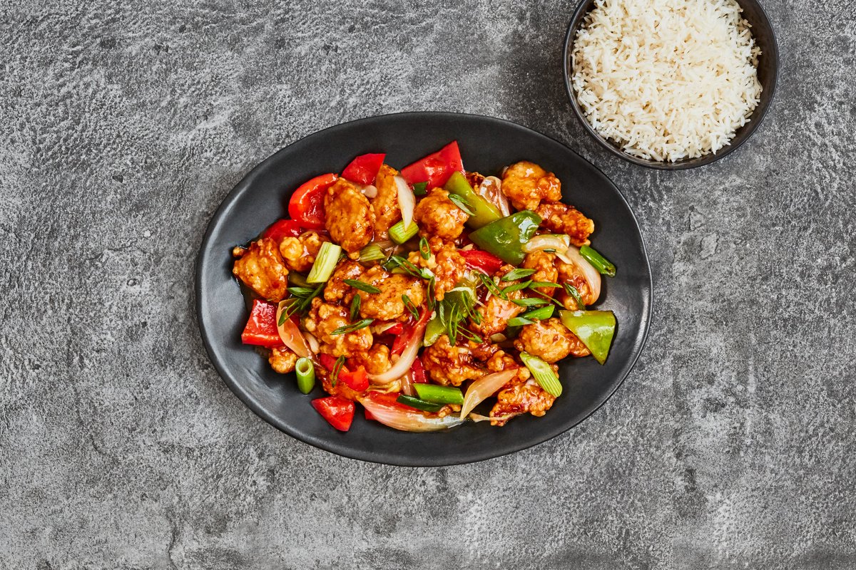 BETTER and HEALTHIER than takeout ... and it takes 20 minutes to make!

This easy restaurant copycat recipe is a family favorite that’ll go into your regular rotation!

Find the recipe➡️grannys.ca/recipe/crispy-…