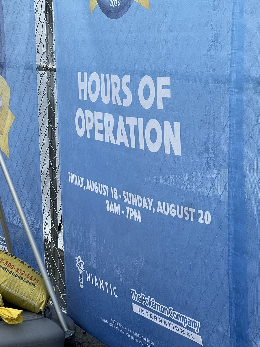 mel_issa_lynn's tweet photo. @PokemonGoApp still in line even when it was pouring rain with no shelter... now it’s 8:39 am and the store is still not open and you advertised an 8am store open…. #waiting #GOFestNYC @NianticLabs #firstinline https://t.co/R5FFnpjGfY