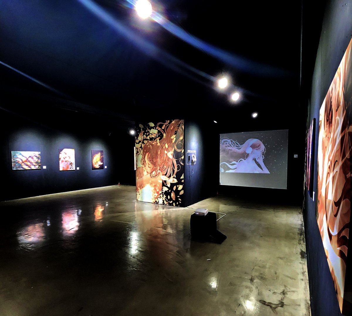 ✨️리제이 개인전 28일(월)까지✨️

내일은 전시장 출근하는 날☺️
매주 토요일 상주해요❣️
내일은 점심 시간 전까지만 있을 것 같아요~
방문 예정이시면 미리 연락주시고
상주하는 시간에 뵙게되면 제가
커피쏘기, 버선발 마중가기
합니닷😆✨️
내일 반짝 뵈어요!

#전시회 #NFTs #knft #illust