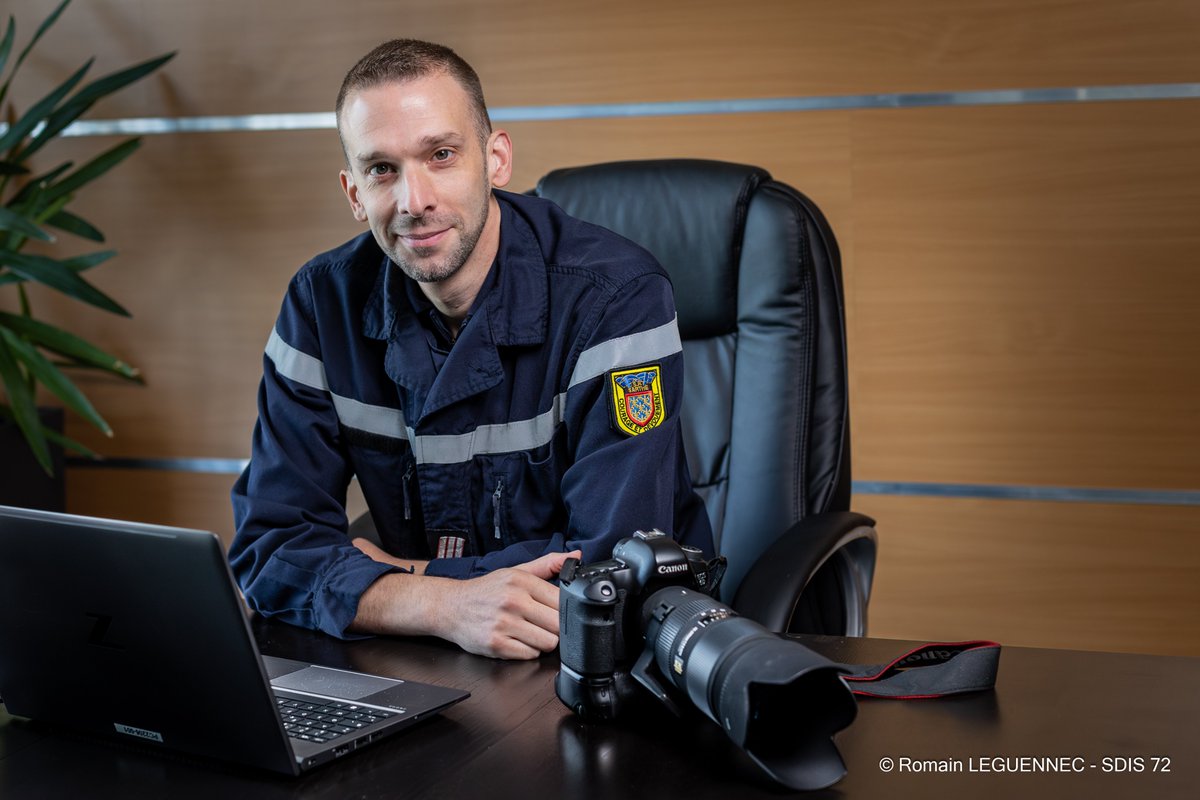 SDIS_72's tweet photo. Aujourd’hui, c’est la journée mondiale de la photo ! 📸
Le #SDIS72 compte 8 SP photographes regroupés en une cellule communication. Ils sont déployés sur les interventions, pour les cérémonies et mettre en valeurs les SP du département et les temps forts du SDIS [1/2] https://t.co/o7GLHVKZCL