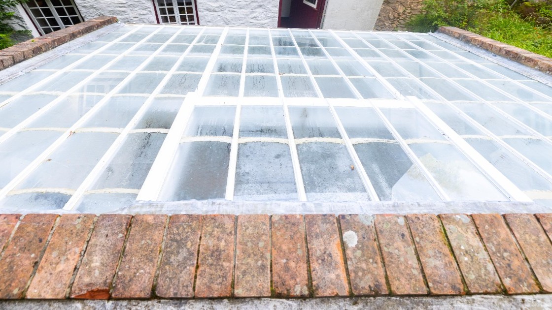 RihoyandSon's tweet image. Our joinery workshop team recently completed a re-build of both timber and glazed elements of an original greenhouse at one of The National Trust of Guernsey's  tenanted properties. 

#RihoyGuernsey #JoineryWorkshop @NTGuernsey