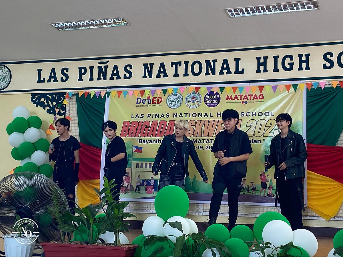 neonofficialph's tweet photo. 🗓️ 08.18.2023
Ayuda for you, NEONS!! 🥰
Thank you for today, NEO !! You guys did well! Make sure to take a rest oki? We are so proud of you best boys! We'll see you again on your next event 💚

BRIGADA WITH NEO 
#NEOonLPNHS
#NEO_PH @NEOPHOFFICIAL https://t.co/SJCpbYgQjG