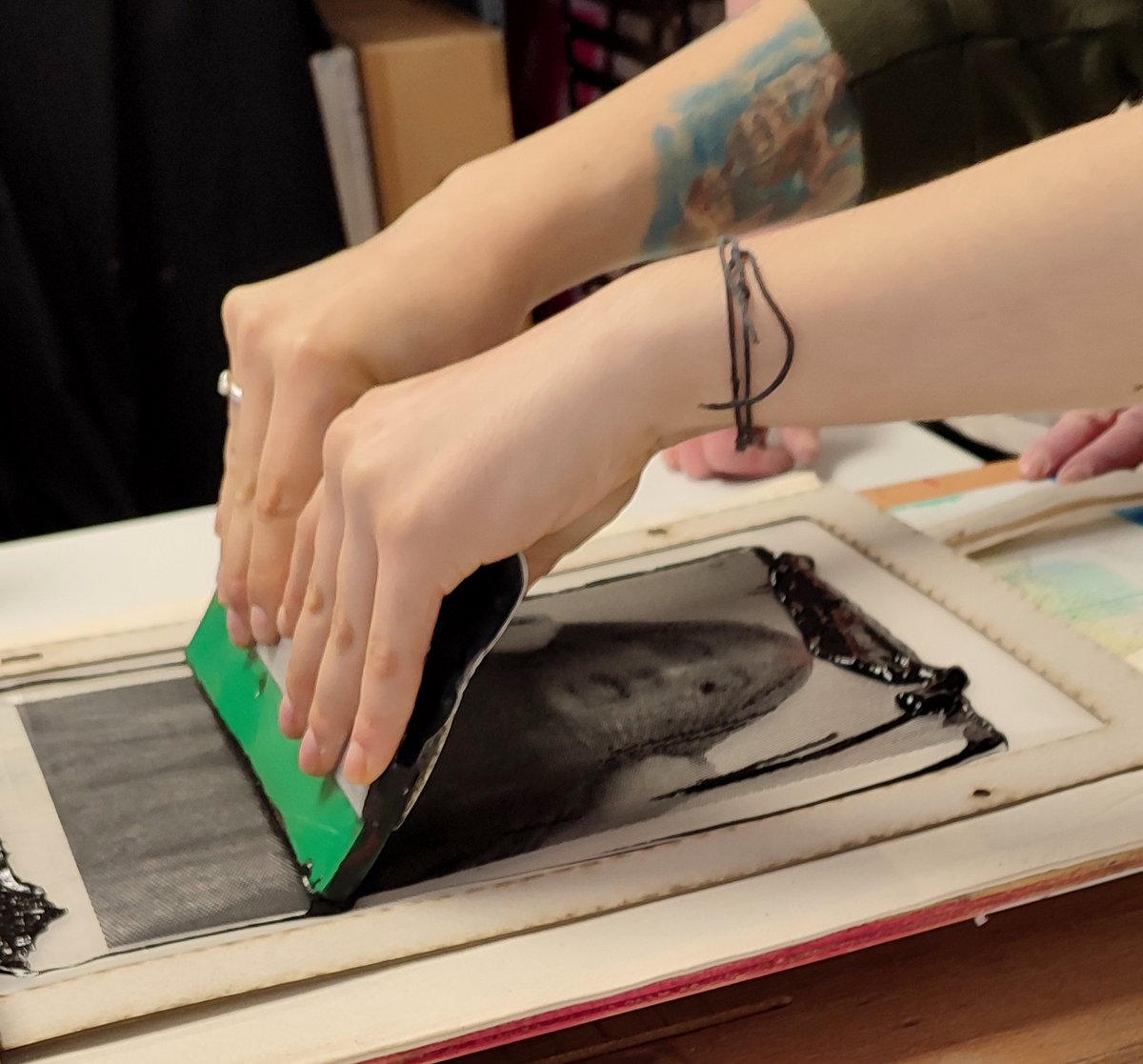 SLRHeartlands's tweet photo. We've had a lot of interest for our call out for professionals working in Art, Craft, or Design  in Sligo, Leitrim, or Roscommon.
We will be creating short video profiles of the successful artists/creatives to highlight their work, this is 100% funded
https://t.co/GOyJDQ0Jux https://t.co/t2buL6UhA0
