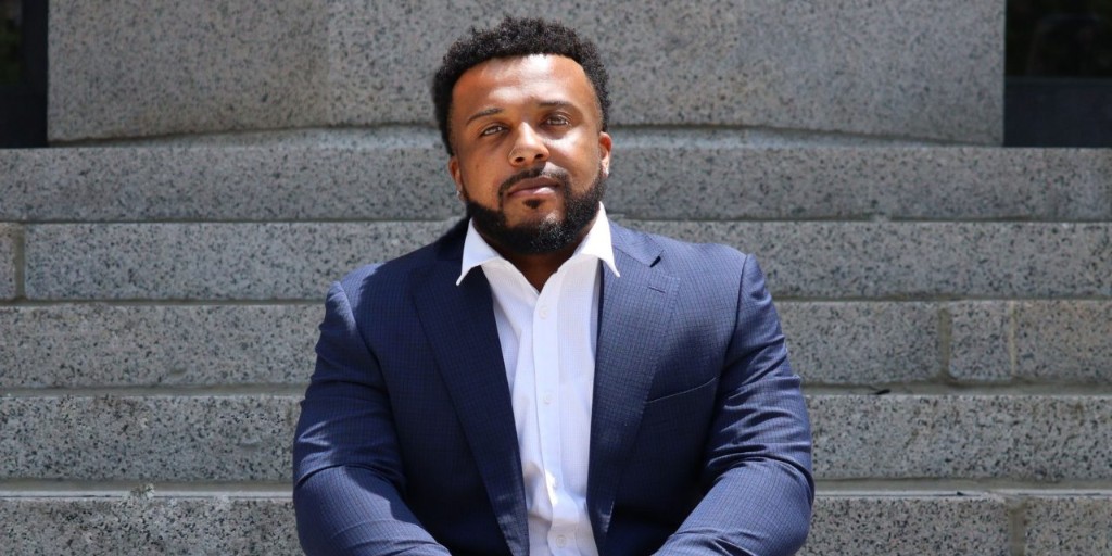 #BCSSW Assistant Professor Ed-Dee Williams, @Dr_Eddeew, is on a mission to improve the #mentalhealth of Black youth, with a particular emphasis on making it easier for them to seek help for depression. ow.ly/69lg50PAMLF