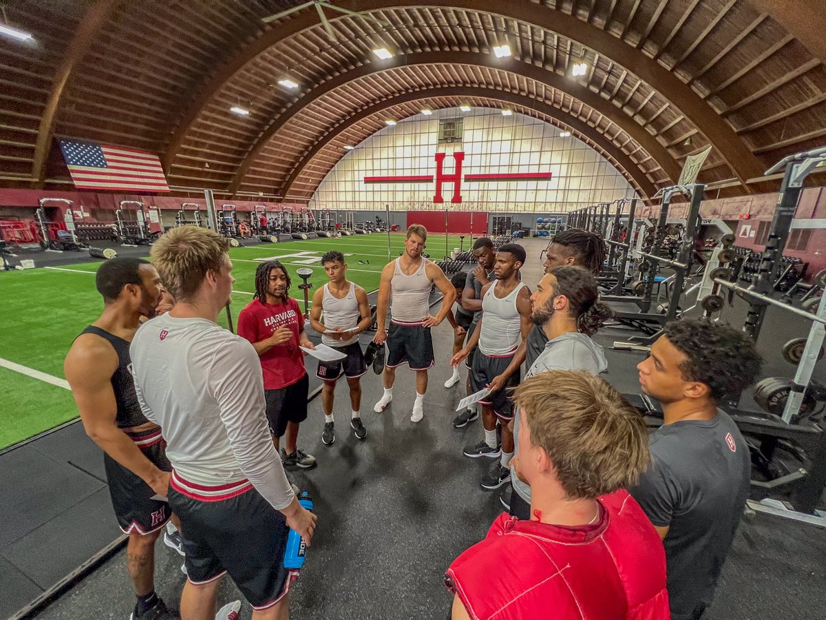 You get out what you put in. 💪

2️⃣ Days to Canada. 👊

#GoCrimson #OneCrimson
#CrimsonInCanada 🏀 🇨🇦