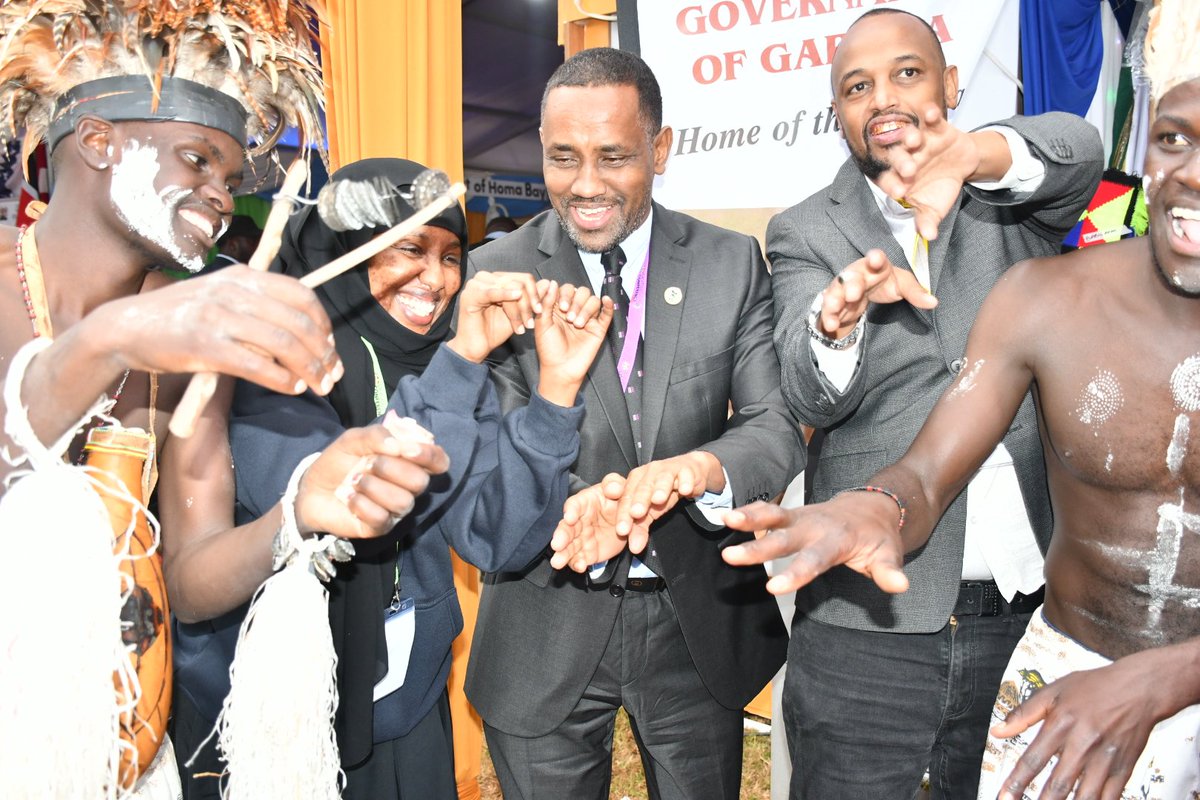 NCPD_Kenya's tweet image. The Director General NCPD @DrAbeySheikh joined @KisiiCounty001 traditional dancers who were entertaining delagates visiting the @GarissaCountyKE booth at the #DevolutionConference2023 in Eldoret