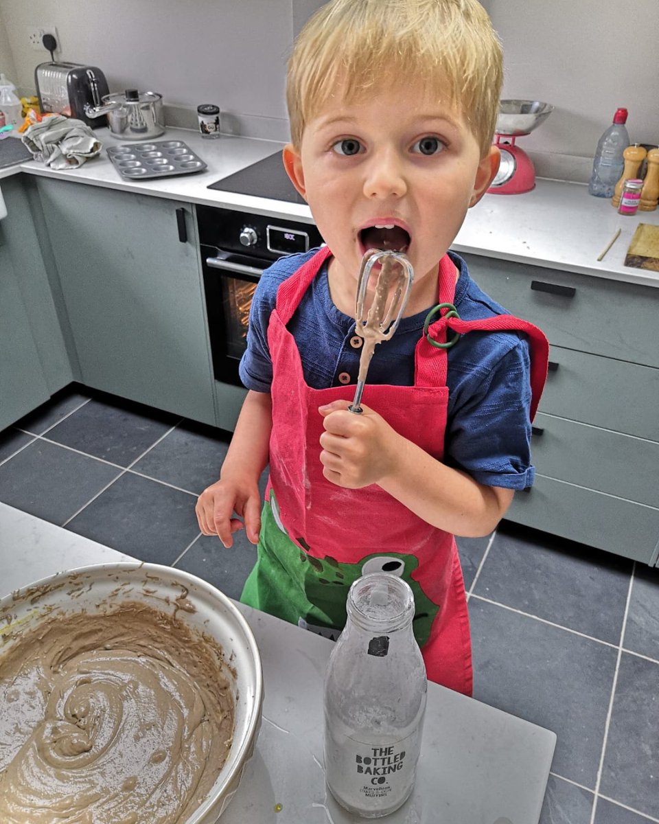 TheBottledBakingCo tweet media