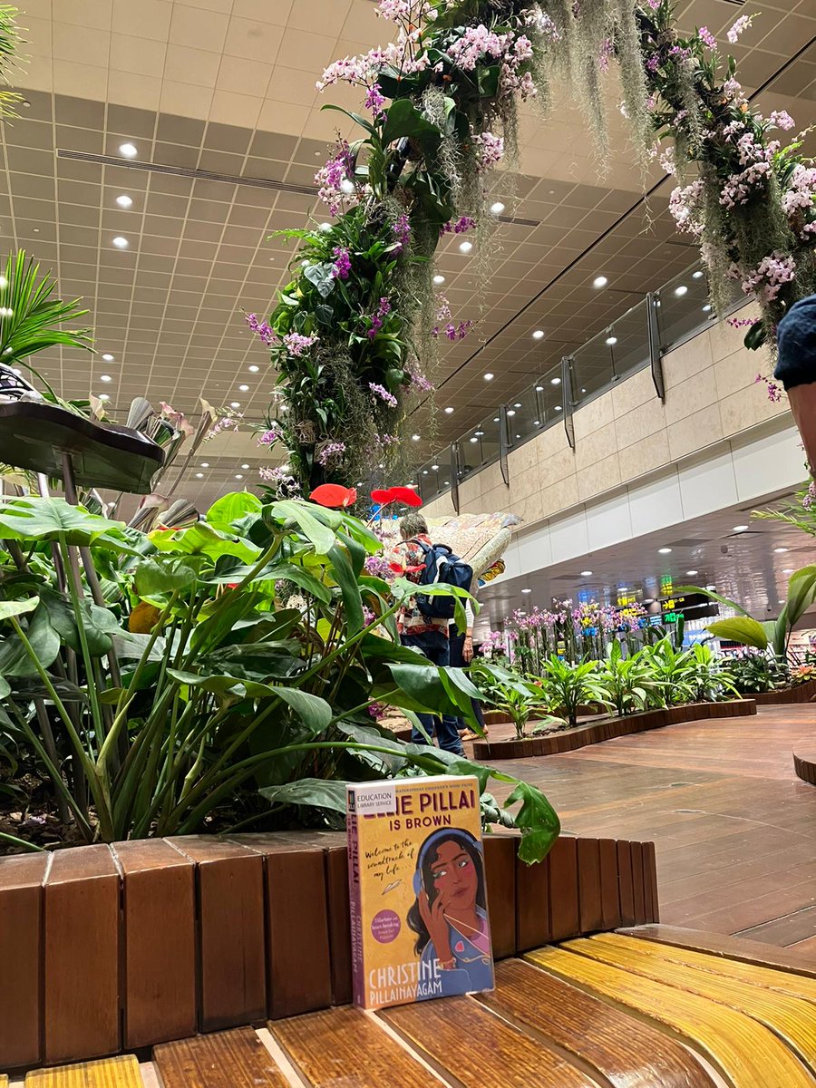 Our next instalment of #ELSBooksOnTour comes from librarian Alex who recently landed in Singapore. Alex is reading @CPillainayagam's Ellie Pillai is Brown, a joyful, musical rom-com about standing out, falling in love & following your heart!