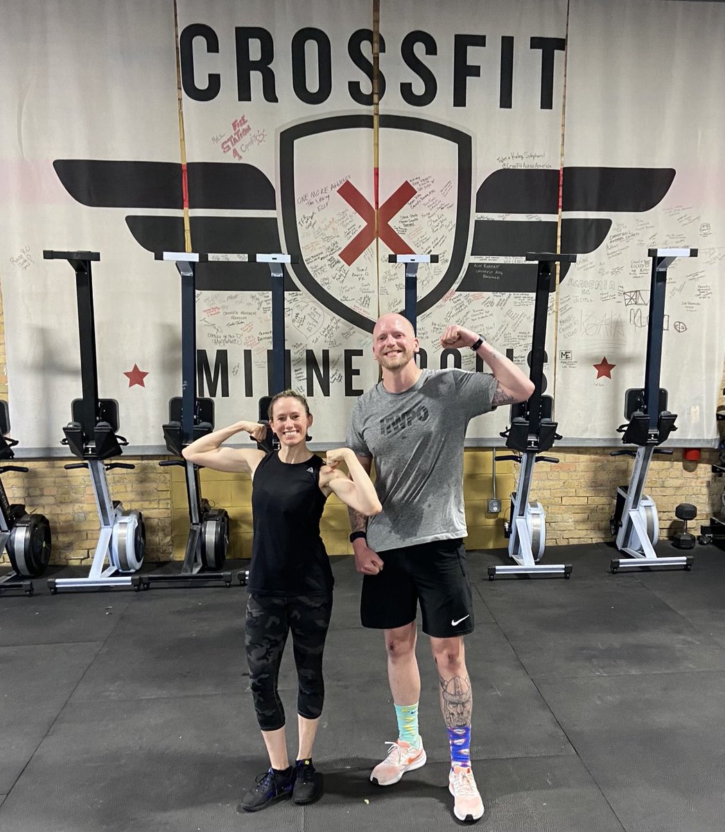 Big thanks to my friend ⁦@evandecker⁩ for bringing me to his CrossFit gym this morning before ⁦@WITnessSuccess⁩! It really helped me with my travel anxiety and put me in a great mood! It was tons of fun. The workout was tough, but #WeCanDoHardThings 💪