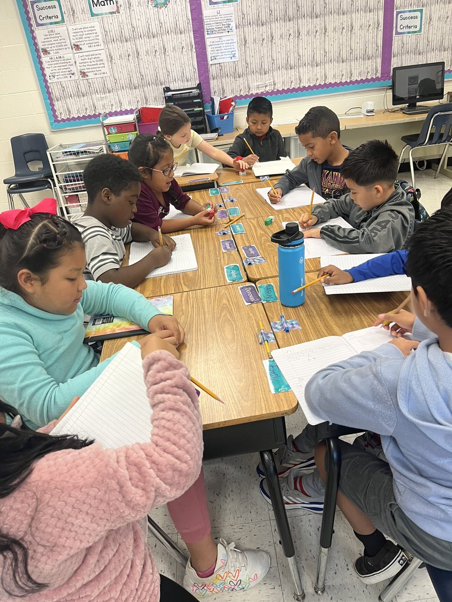 Rmorrison_hasty's tweet photo. Third graders playing “5 jumps to 100” during math task time. #growinggreatness #tasktime #notaworksheet #collaborativelearning https://t.co/JYVBxE4mmy