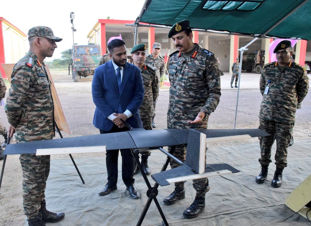 SWComd_IA's tweet photo. "Empowering Transformation through Technology!"

Lt Gen Sanjiv Rai, #GOCChetakCorps reviewed the operational readiness of #GandivKnights, complimented their dedication, and encouraged all ranks to gear up for future digital warfare.

 #OnPathToTransformation 
@adgpi https://t.co/KBpB4KyVcO