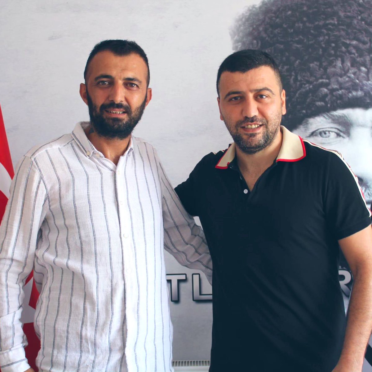 cerebro24's tweet photo. Bu sezon Nazillispor ile anlaşmış bulunmaktayım..Transferde emeği geçen başkanımıza ve yönetimimize teşekkür ederim..İnşallah hem benim için hemde Nazilli için hayırlı ve başarılı bir yıl olur🙏🙏 https://t.co/0eDjqStlMv