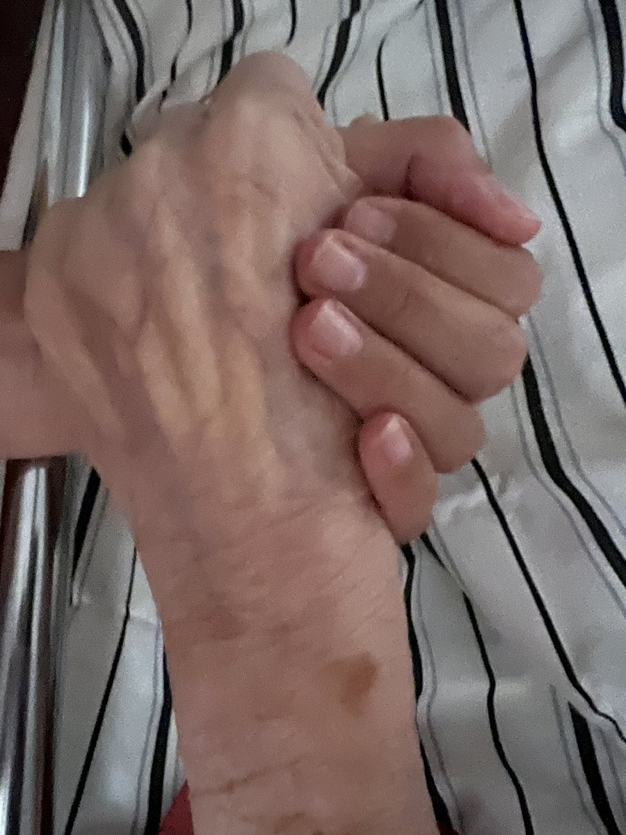 Francine tweet media