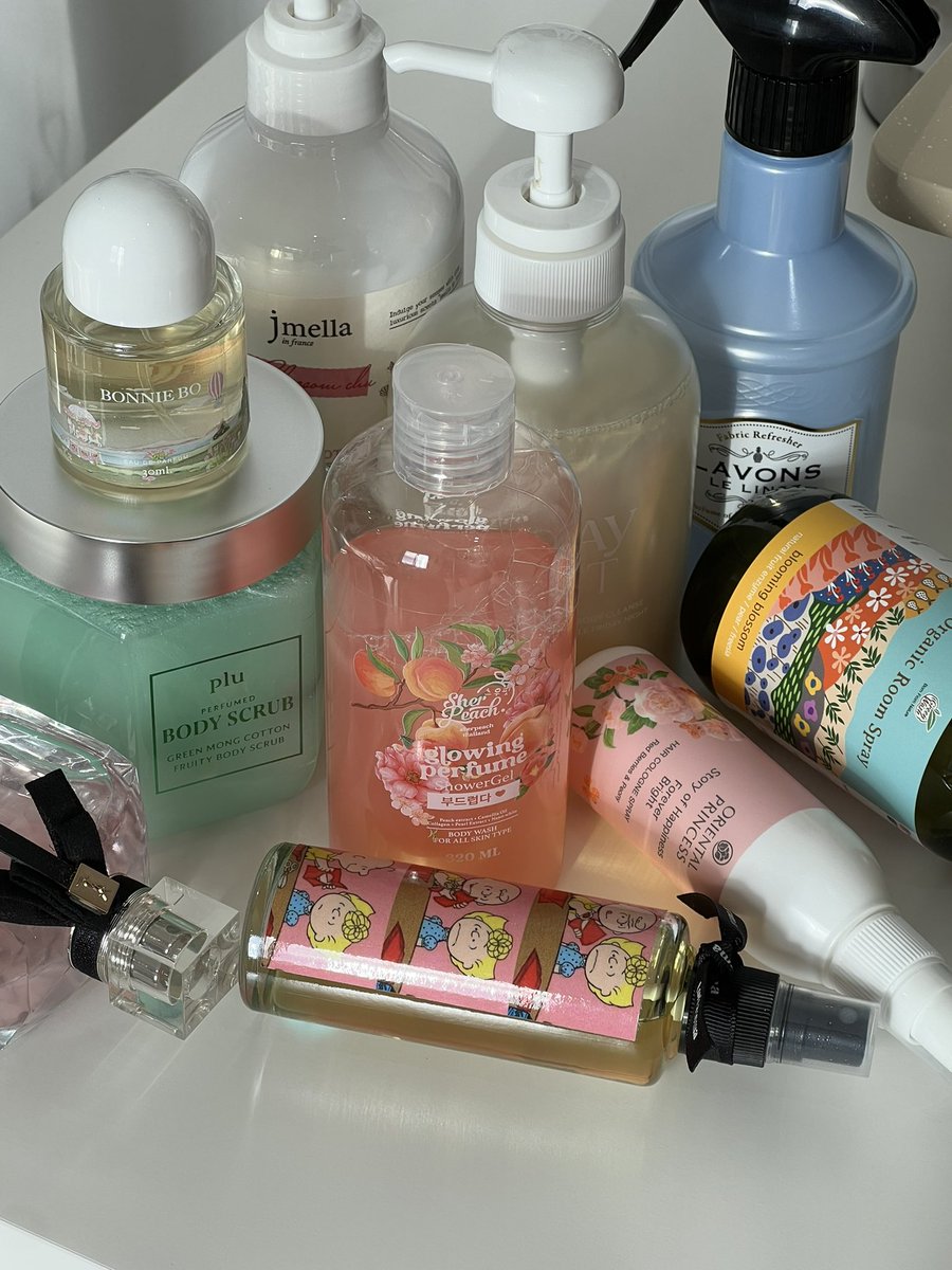 มัดรวมของที่หอมสุบๆแนวฟลอรัล+ฟรุ้ตตี้ มีทุกหมวด ตั้งแต่ห้องหอม ตัวหอม เสื้อผ้าหอม โดนชมแน่นอนคอนเฟิร์ม🍊🍐*﹆ꕀ  ˚ ༘