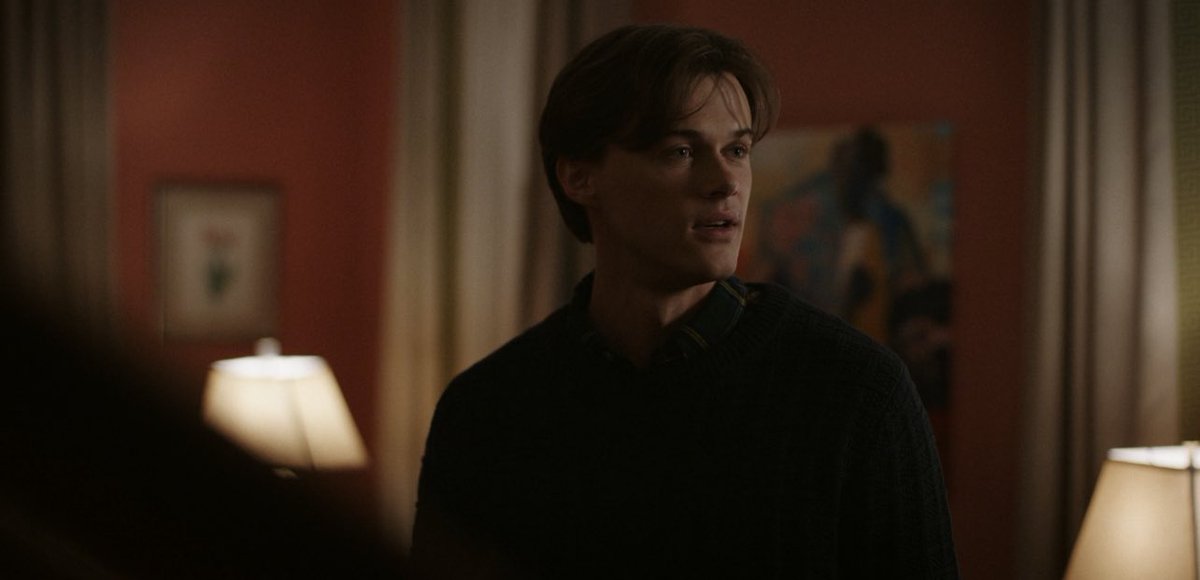 bellysinfinite's tweet photo. CONRAD FISHER DESERVES HAPPINESS 😭 https://t.co/5G5ZpsLCGH
