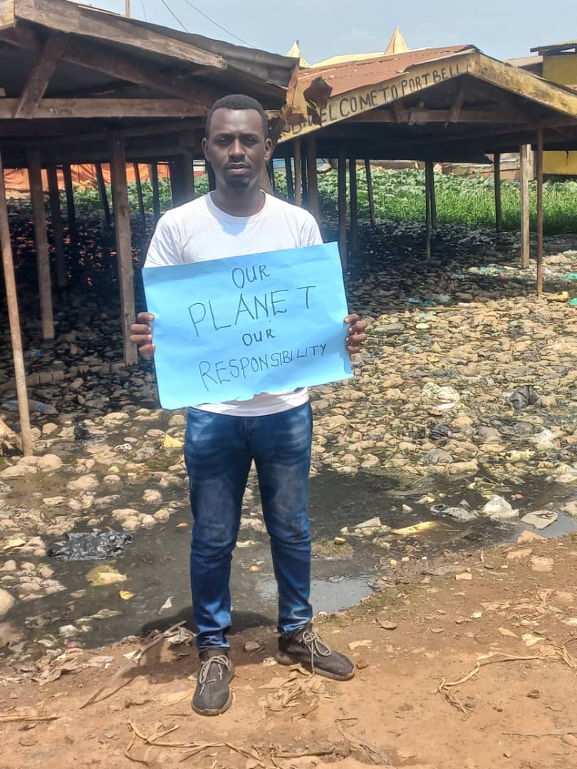 The plastic waste spills dangerous chemicals into the environment since it decomposes slowly.

#BreakFreeFromPlastics
#FridaysForFuture