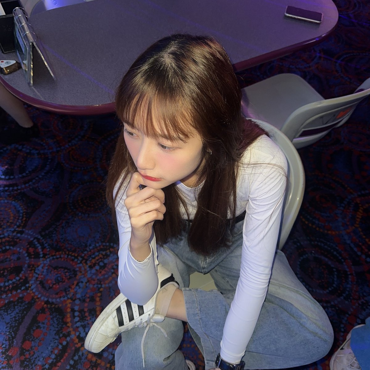 Best_SoraSora's tweet photo. เล่นโบว์ลิ่งครั้งแรกในชีวิต ก็ต้องมาที่ Blu-O แน่นอน ไปพักผ่อนวันหยุดกับชาวค่ายแมวมา แถมยังมีคาราโอเกะให้ร้องด้วย อาหารอร่อยมากก แฮปปี้สุบ มีคอนเท้นลงในช่องแล้ว การแข่งขันระหว่างสองทีมจะเป็นยังไง ไปดูกั้นน💛✨🎳
#BluOFriends #BluO #bestsorasora #ベストソラソラ #sorasora #ソラソラ https://t.co/0AZzh4onGq