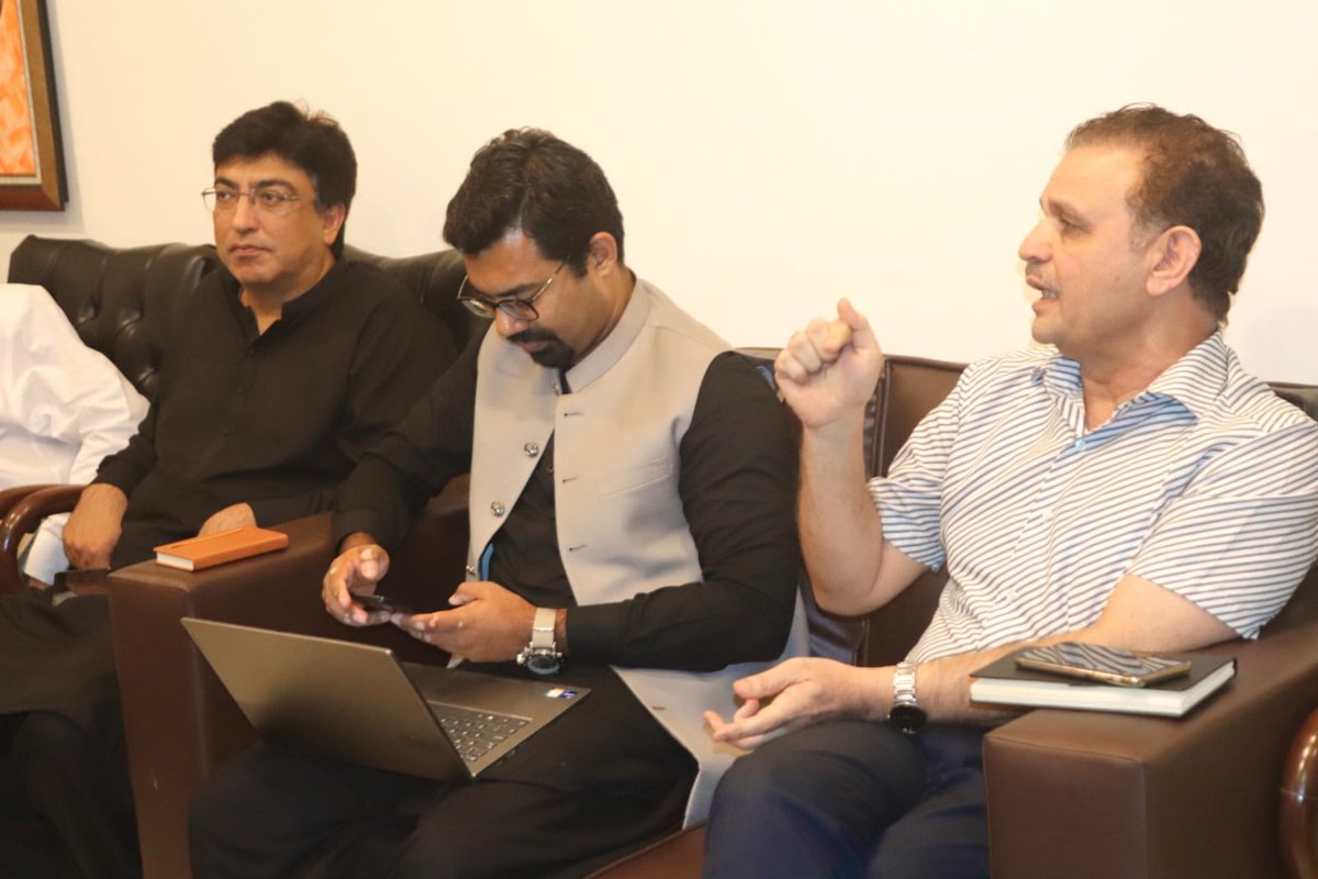 piciip's tweet image. A meeting to deliberate upon solid waste collection mechanism and revenue sharing between Bahawalpur Waste Management Company and the Design-Build-Operate contractor.# BWMC#SolidWasteCollection #WasteManagementMechanism #CollaborativeDiscussion