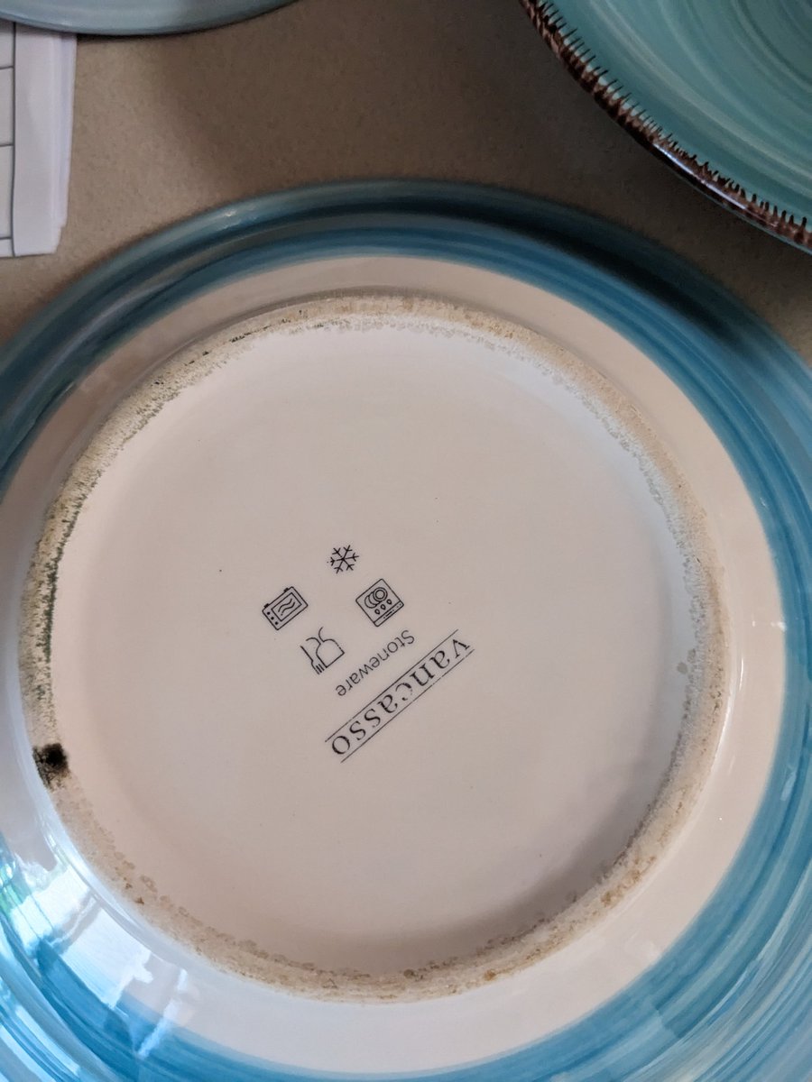 YouSeeThisYet's tweet photo. @Wayfair we have two sets of the vancassa plate settings and love the colors. However, the bowls must not have enough finish on the bottom, as they turn green and now black on the bottom. We didn't have this problem with our first set and are terribly disappointed https://t.co/2emIfMSRFI