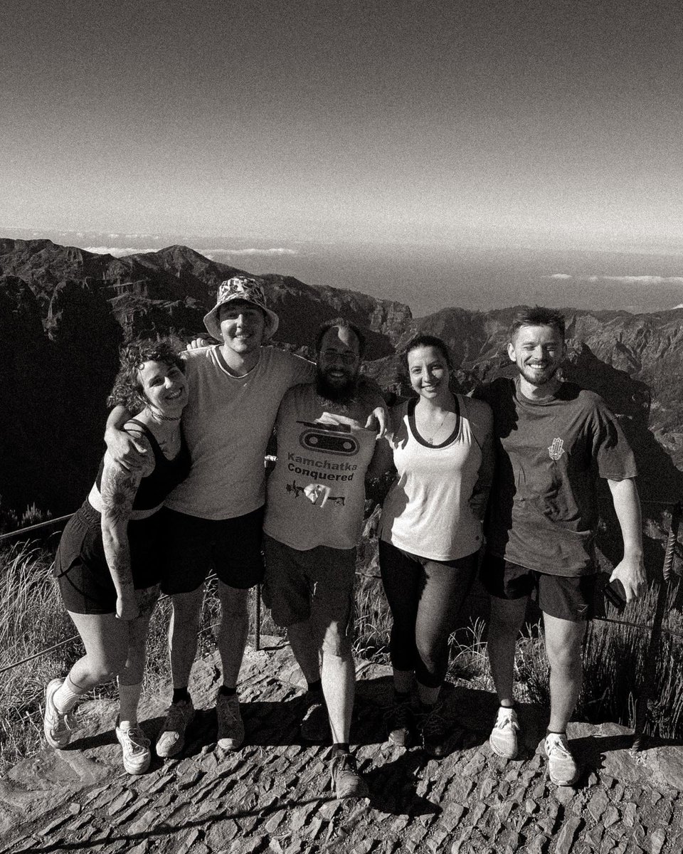 CharlieGamerMan's tweet image. week 2 of no video games went well
outside hiker man arc begins now ✊🏼