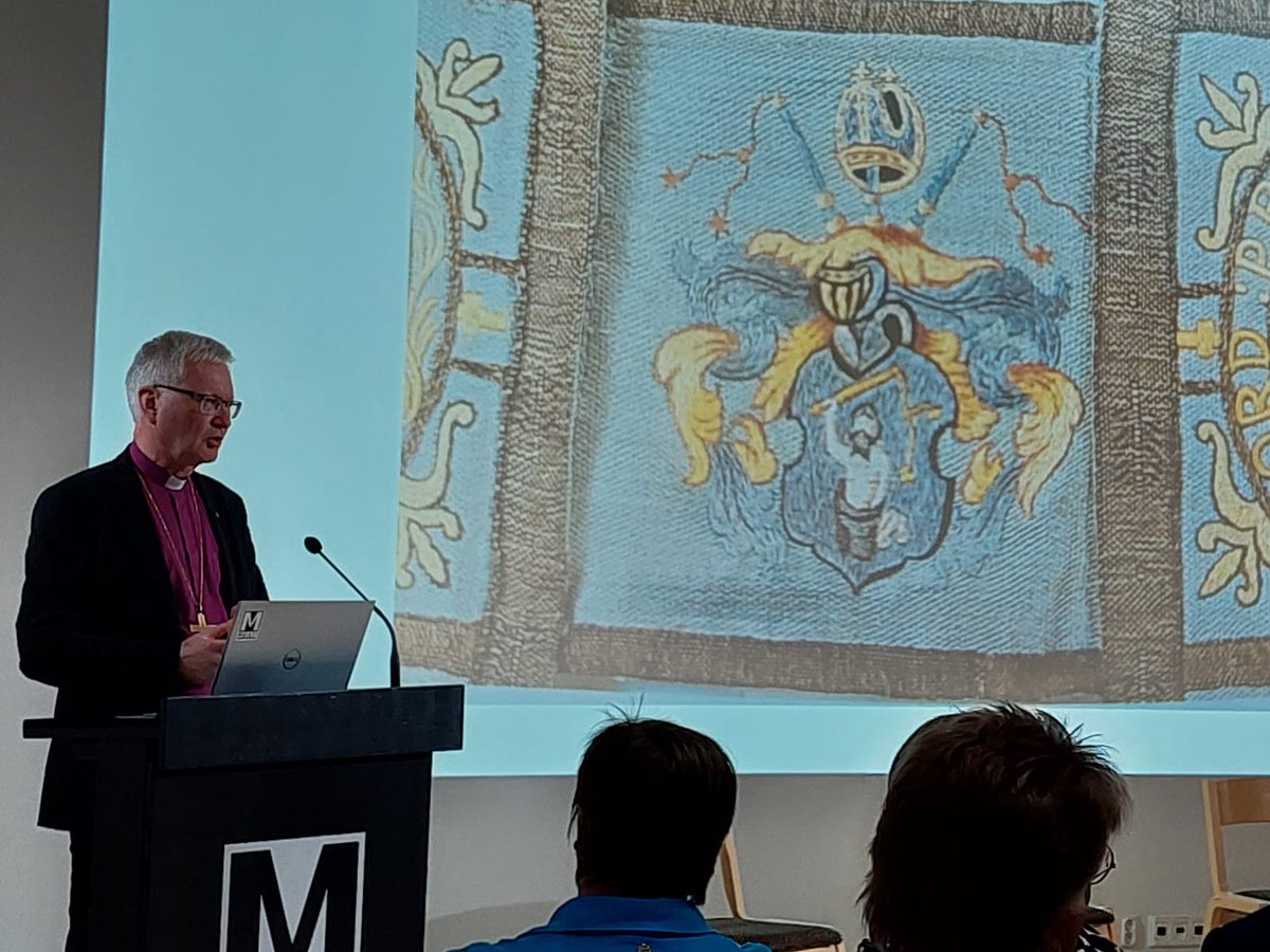 Kristillinen usko kutsuu toimimaan rauhan puolesta. <a href="/muistimme/">Sodan ja rauhan keskus Muisti</a> oli paikkana ajankohtaiselle "Uskonto sodan aseena ja rauhan välineenä" -seminaarille tänään. mikkelinpiispa.fi/puheet/paatoss…