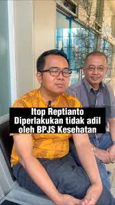 republik_co's tweet photo. @kimiafarmaind @hotmanParis @mohmahfudmd Perjuangan atas nama keadilan bukan perjuangan yang remeh temeh, ini adalah perjuangan tentang martabad dan kewarasan kita sebagai warga negara di depan negara yang menjadikan hukum sebagai panglima. #KezalimanBPJSKesehatan #KeadilanUntukItop https://t.co/qpp1owfz0Z