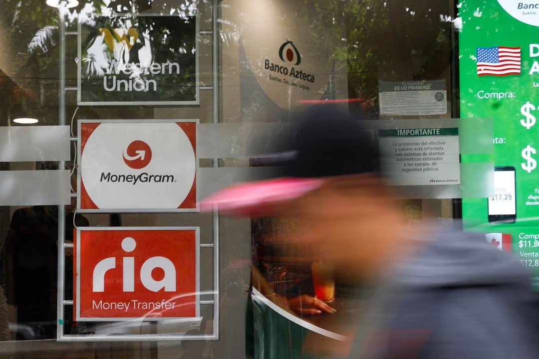 "Most of my family has done it." How Mexican drug #cartels  are hiring armies of people on both sides of the U.S.-Mexico border to launder drug money via remittances.
reuters.com/investigates/s…