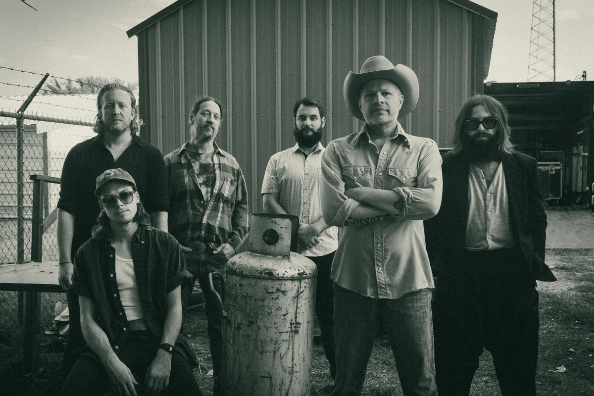 ON SALE NOW! 🚨 Do not miss HU Presents Lucero and Jason Boland &amp; The Stragglers on Nov. 10 at XL Live. Tickets available now at HUPresents.live!

#HUPresents #LiveMusicHbg #Lucero #OnSale

ticketmaster.com/event/02005F0A…