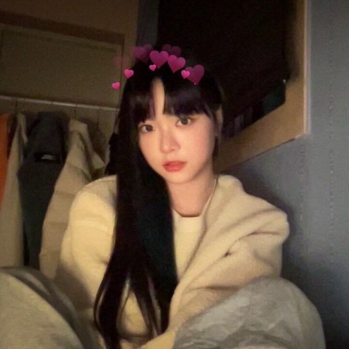 flwrstdy's tweet photo. { Day 2 } Hello✧ .ᐟ
⋆I'm liana⋆ new to #studytwt ,#studytwtph and #archivetwt I'm trying to find interactive moots for the upcoming school year ♡

About me  🌷
✿ she/her, INTP
✿ gr11 - HUMMS, 07 Liner 
✿ eng/filo - kanal humor 
✿ kpop &amp; coffee lover. 

♡/↺  to be moots https://t.co/eSFatcu7RU