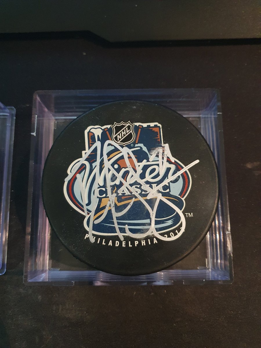 It's been a while since I've done a giveaway and I found this one while going through some pucks.

2012 Winter Classic puck signed by Derek Stepan.

Follow, like and retweet for a chance to win. Will announce a winner before I fly to Boston in a couple weeks. #NYR