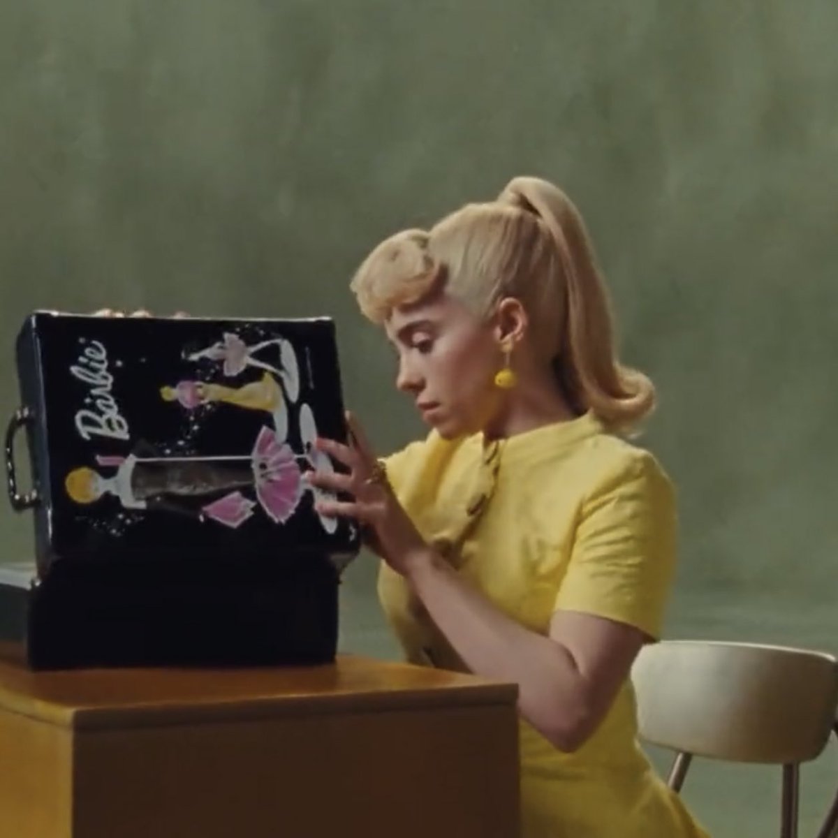 PopBase's tweet image. ‘What Was I Made For?’ by Billie Eilish from #Barbie officially hits #1 on the UK Singles Chart, becoming her second number one hit.