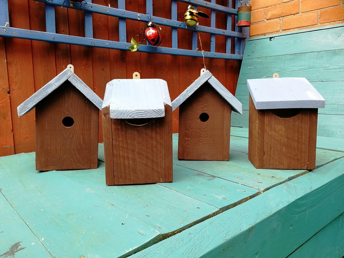 cdegroup's tweet image. A huge well done to some of our Manufacturing team for their volunteer work at Horizon House, part of the NI Children's Hospice In-Patient Unit. The team spent time enhancing the garden spaces used by both patients and their families. 

#EngineeredForYou #Volunteering