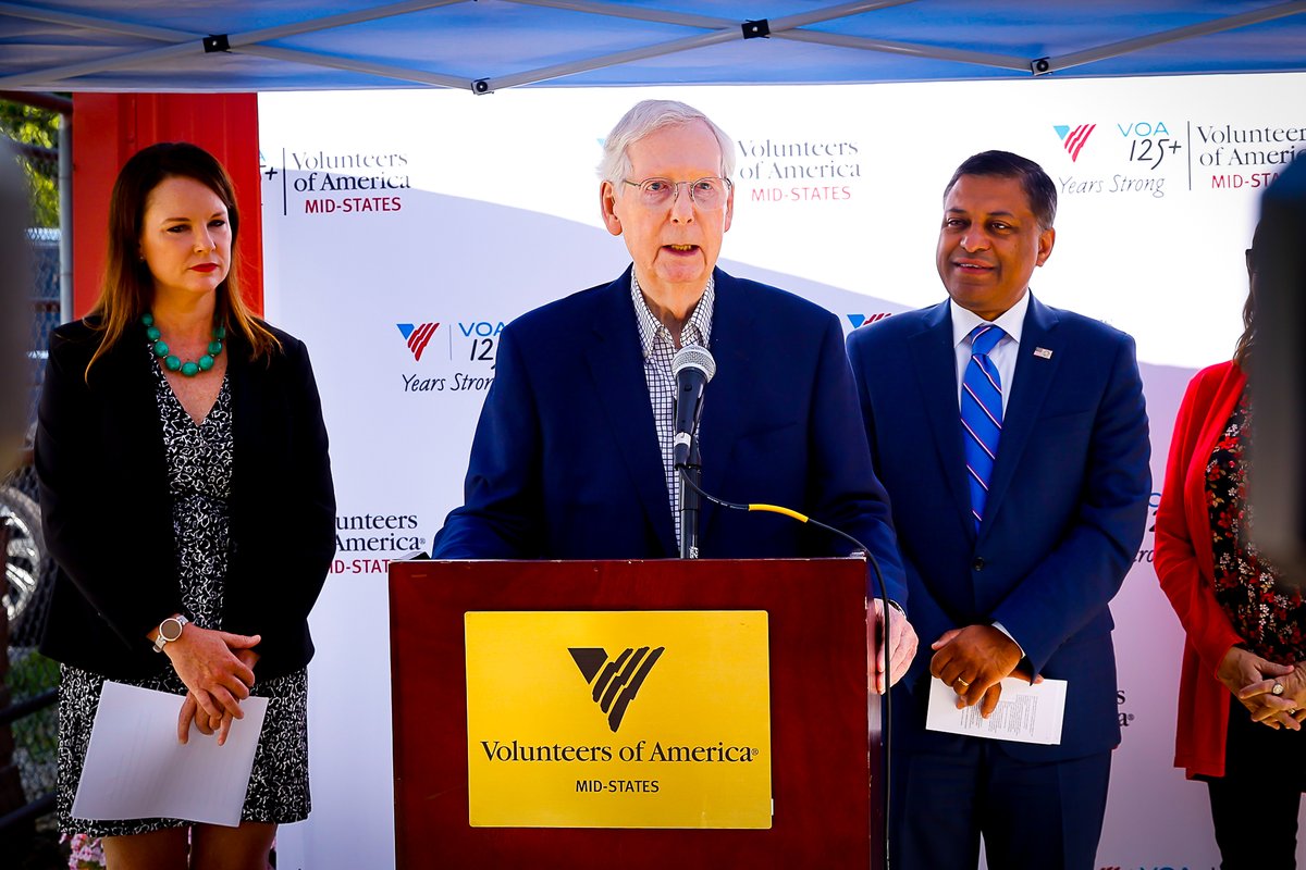 Yesterday, RRC’s Sue Fox joined a group of stakeholders from across SEKY to hear a discussion on efforts to combat the opioid epidemic featuring @LeaderMcConnell and @ONDCP Director Gupta. These recovery efforts require the support of leaders from federal, state and local levels.