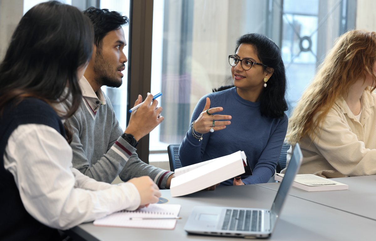 Funded 5 year #LivUniResearchFellowships Do you have a world-changing research idea? Join world-leading facilities and expertise for pioneering discoveries, partnerships and impact that really matters. Apply now: bit.ly/3K9Oy1D Closing date: 1 October 2023