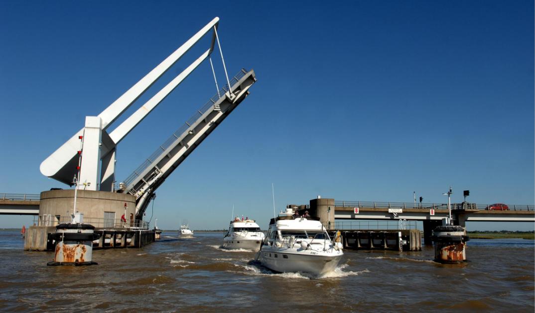 National Highways has announced a series of temporary closures to Breydon Bridge over the River Yare at Great Yarmouth. greatyarmouthmercury.co.uk/news/23732589.…