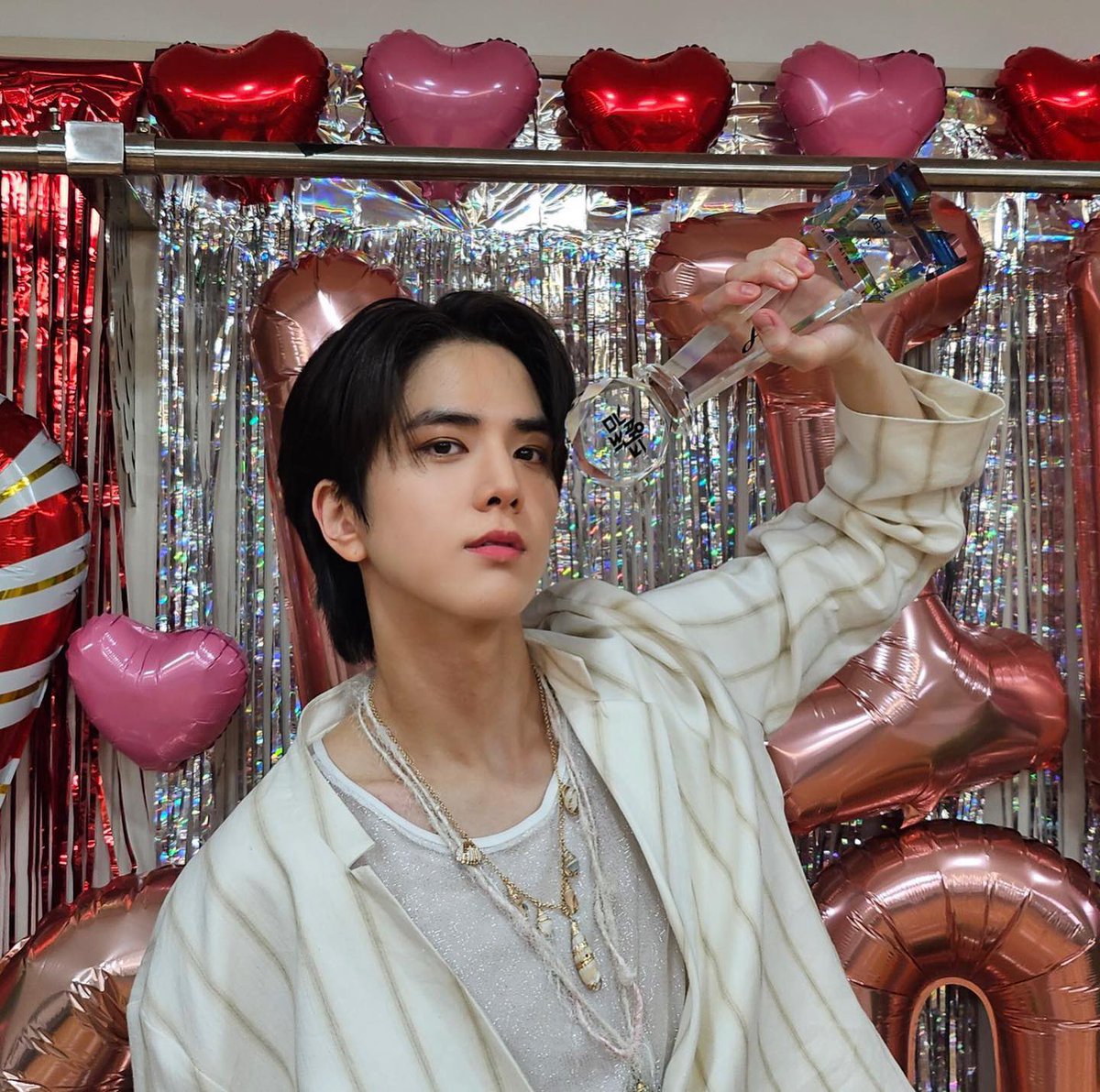 eoyoae's tweet photo. 더보이즈 인스타그램 #영훈 

너무 행복해 
더비 오늘 하루를 잊지않고 기억할게 
사랑해 내시끼들 ❤️ 
#YH https://t.co/JQpPuAZwH6