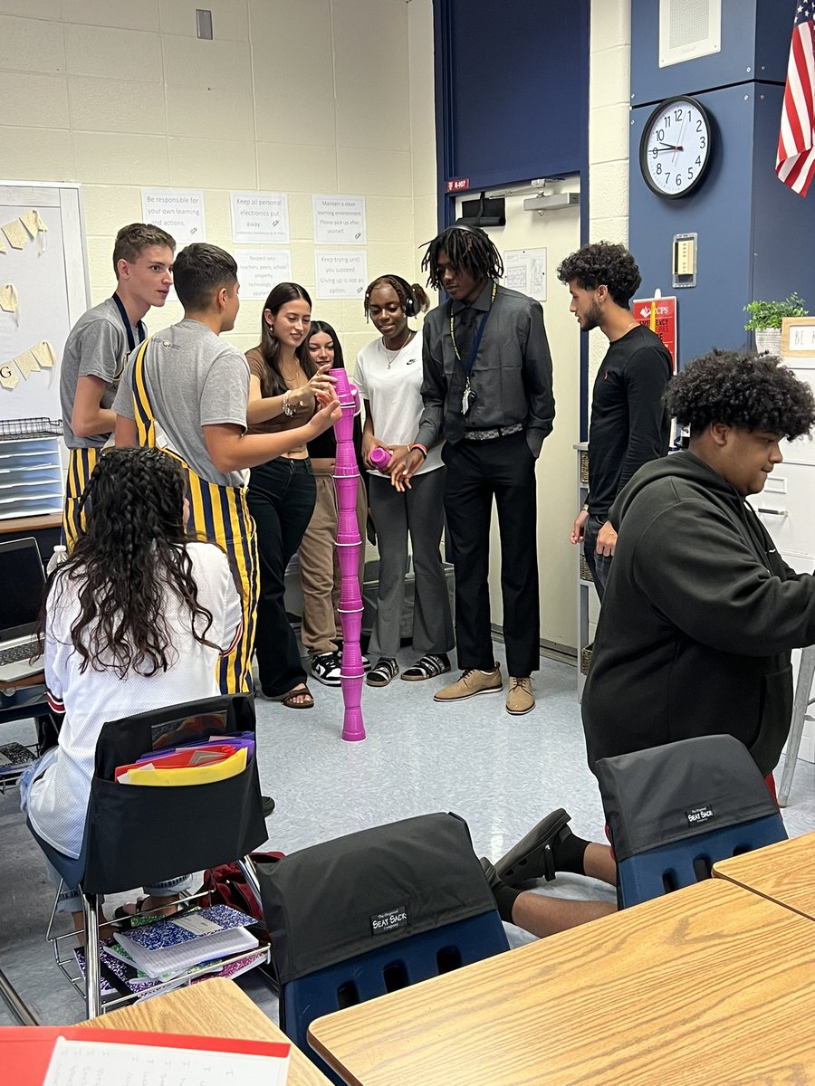 MrsgTravis's tweet photo. Seniors at @NaplesHS working cooperatively to build the tallest tower! Who will win before Mrs. Travis calls time? #NHS #GoEagles 💙💛 🦅 https://t.co/qXPKybB3nm