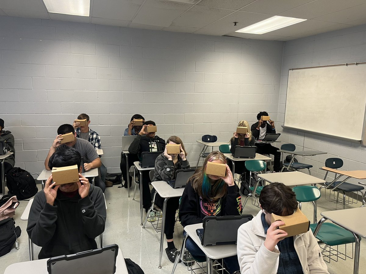 JoshBurch20's tweet image. ‼️Virtual tours of college campuses‼️#CollegeCareerReadiness @LCHSGators #SwAmpRising #TeamDCS